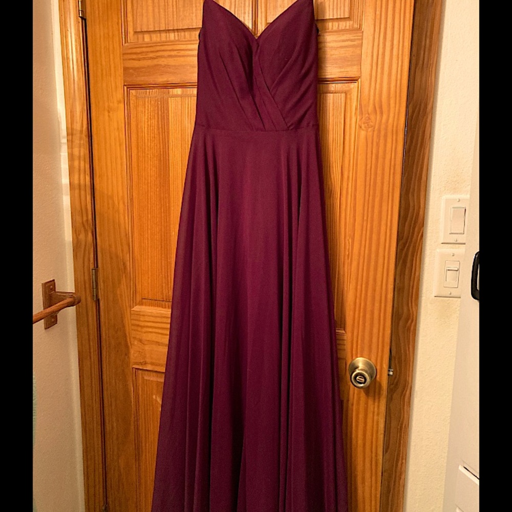 JJs house floor length purple prom/bridesmaids dress with pockets